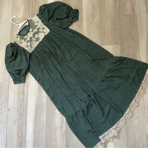 Vintage Cottagecore Dress lace bib floral jacquard midi womens Green (small) 70s